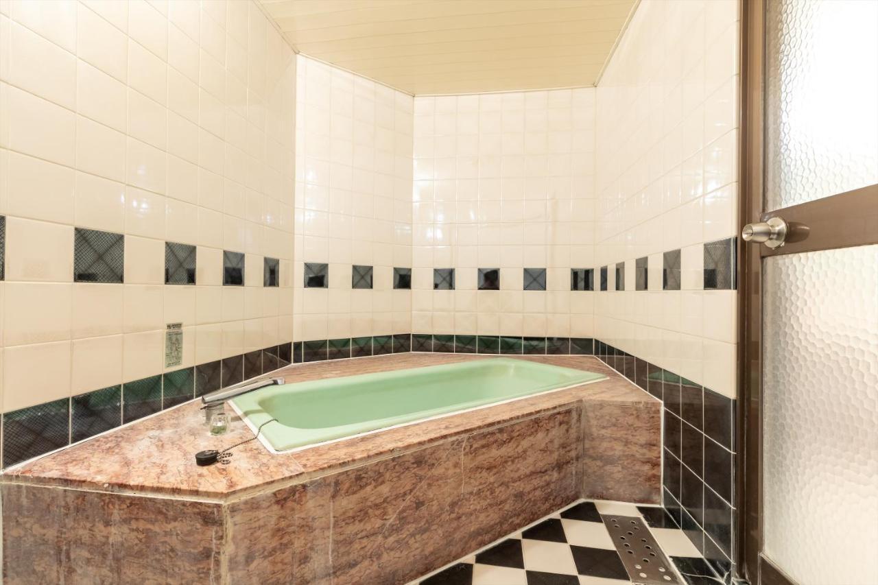 Oyo Hotel Tatsuyoshi Sennan Misakimachi Tannowa Exteriör bild