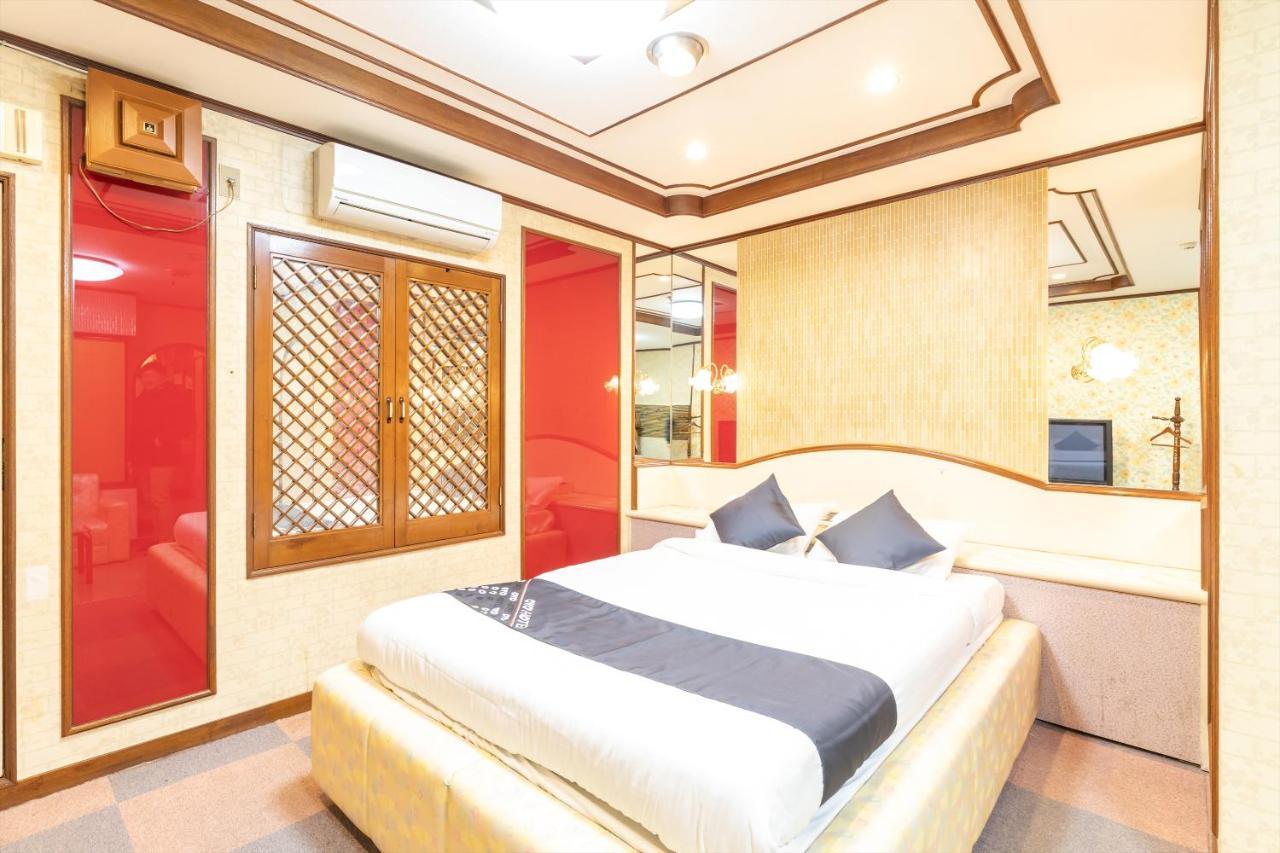 Oyo Hotel Tatsuyoshi Sennan Misakimachi Tannowa Exteriör bild